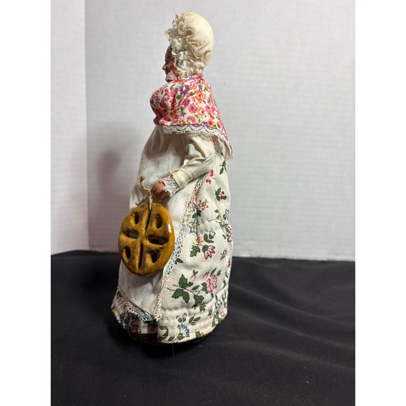Vintage Folk Art Doll Souvenir Figurine Handmade France Floral Costume - Picture 2 of 7